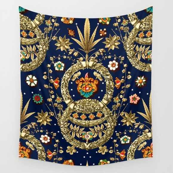 Brand New Floral Wall Pattern Tapestry - Picture 2 of 2